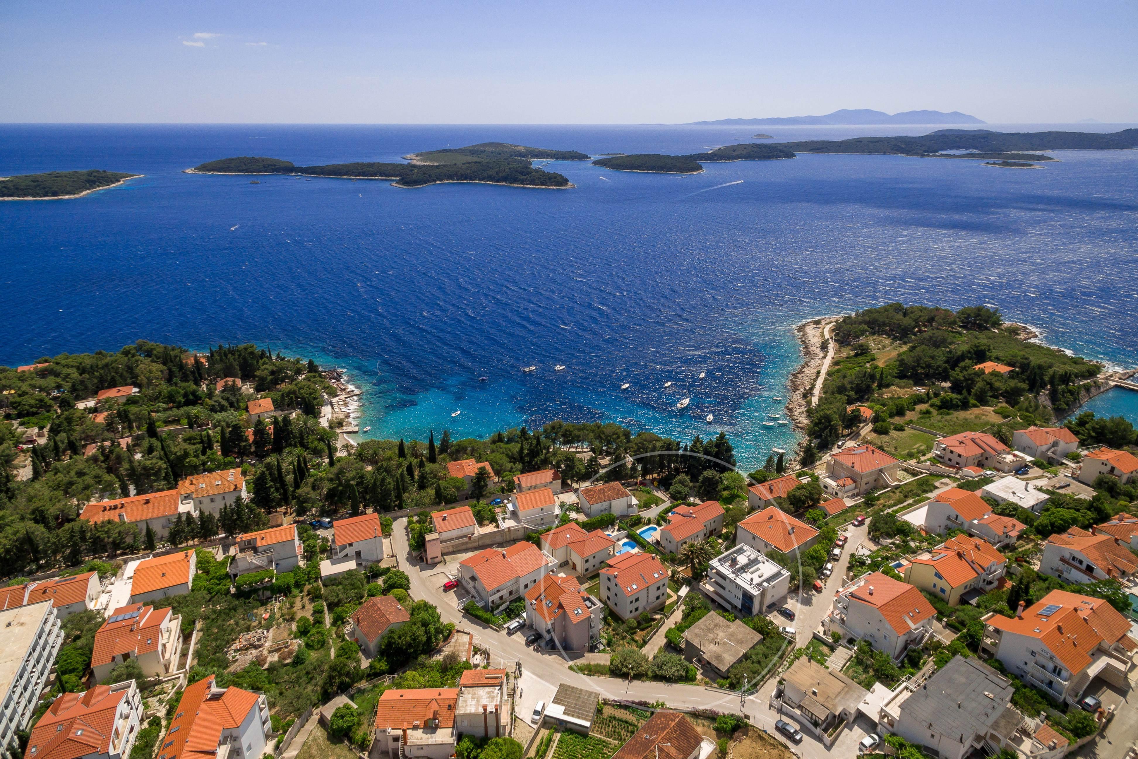 Pharia Hotel And Apartments - By The Beach Hvar Town Exterior photo
